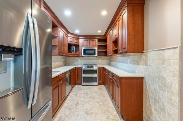 1548 Dumont Ave, South Plainfield Boro, NJ 07080