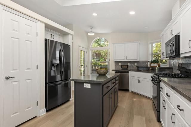 525 W El Norte Parkway 51, Escondido, CA 92026