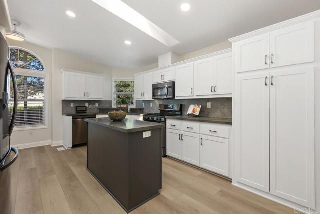 525 W El Norte Parkway 51, Escondido, CA 92026