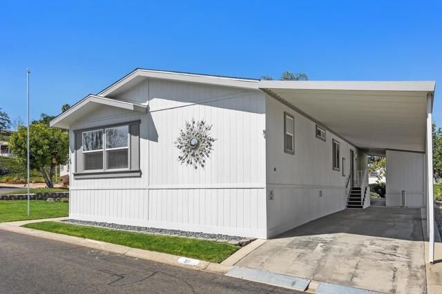 525 W El Norte Parkway 51, Escondido, CA 92026