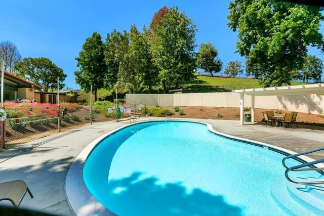 525 W El Norte Parkway 51, Escondido, CA 92026