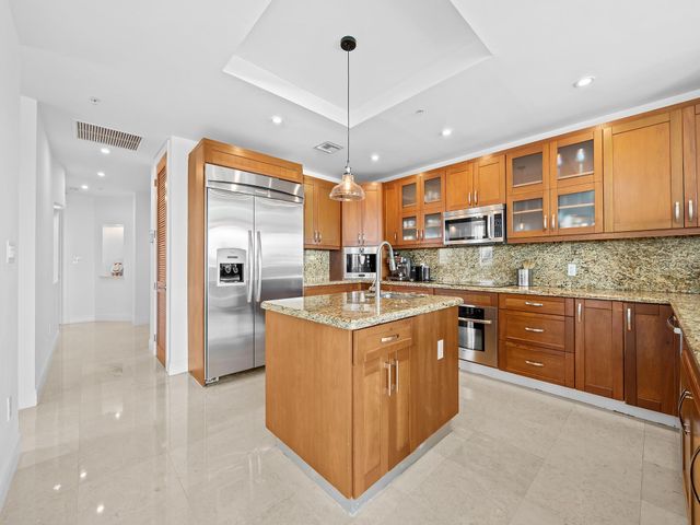 516 Hendricks Isle 4C, Fort Lauderdale, FL 33301