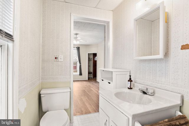 316 WALNUT STREET, Boiling Springs, PA 17007
