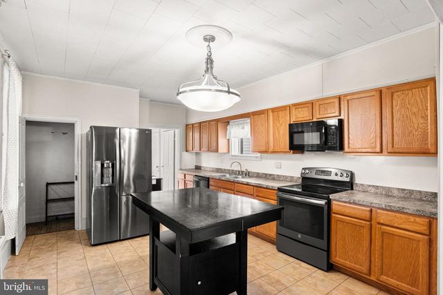 316 WALNUT STREET, Boiling Springs, PA 17007