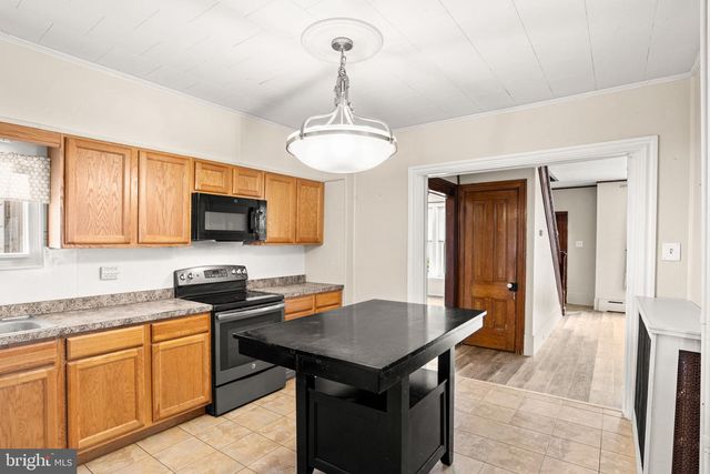 316 WALNUT STREET, Boiling Springs, PA 17007