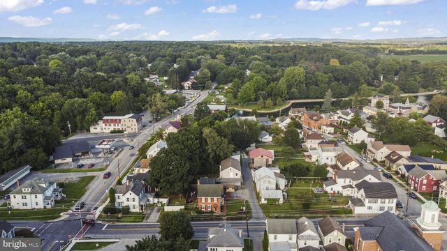 316 WALNUT STREET, Boiling Springs, PA 17007