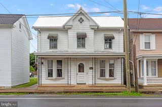 316 WALNUT STREET, Boiling Springs, PA 17007