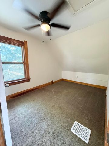 3604 Hoiles Avenue, Toledo, OH 43612