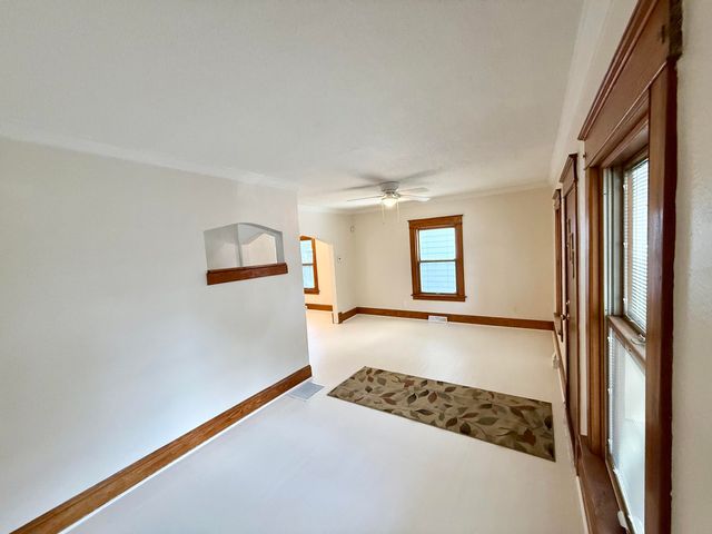 3604 Hoiles Avenue, Toledo, OH 43612