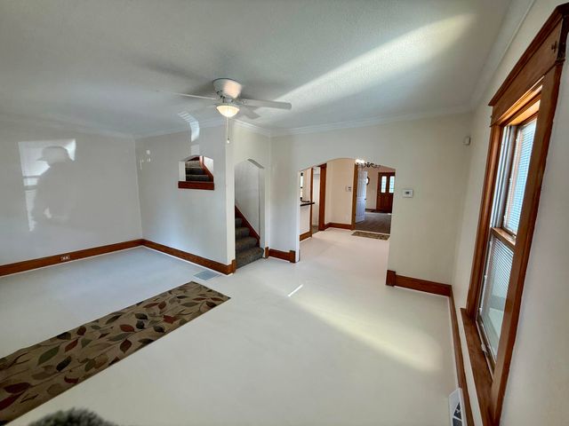 3604 Hoiles Avenue, Toledo, OH 43612