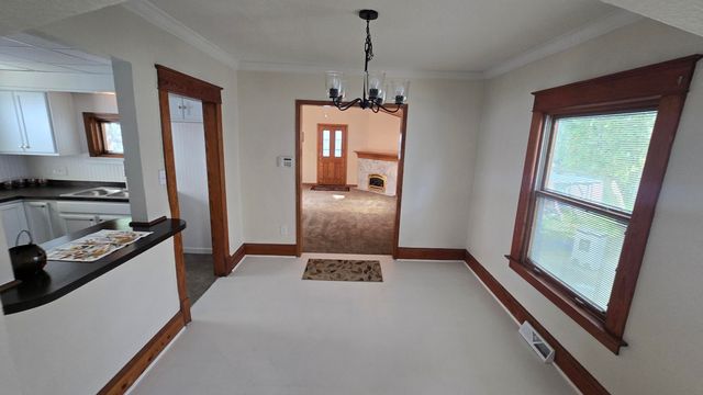 3604 Hoiles Avenue, Toledo, OH 43612