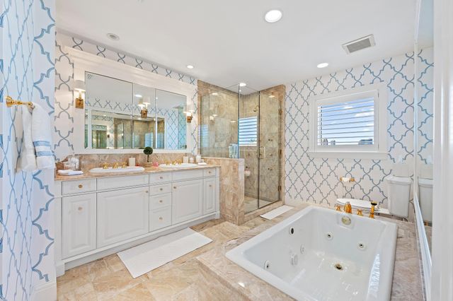 100 Royal Palm Way G4, Palm Beach, FL 33480