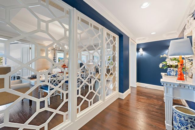 100 Royal Palm Way G4, Palm Beach, FL 33480