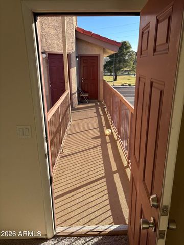 4828 W ORANGEWOOD Avenue 106, Glendale, AZ 85301