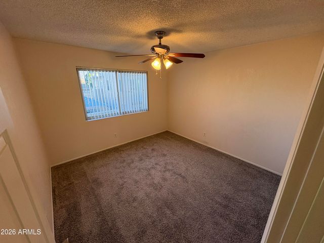 4828 W ORANGEWOOD Avenue 106, Glendale, AZ 85301