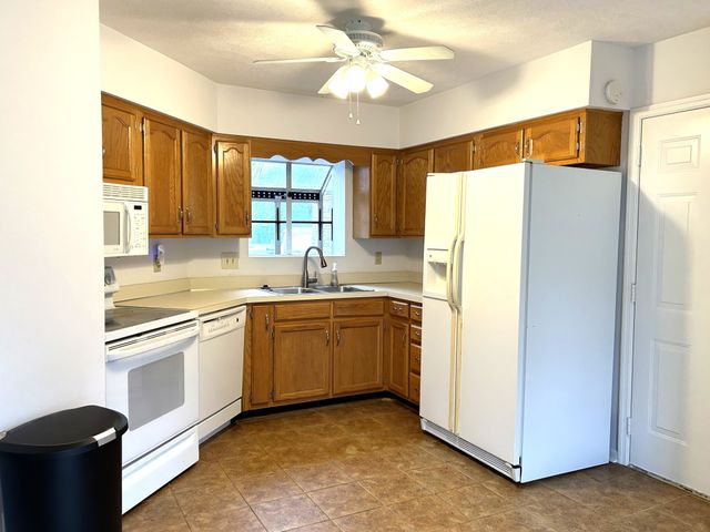 100 Meridian Ct, Franklin, TN 37069