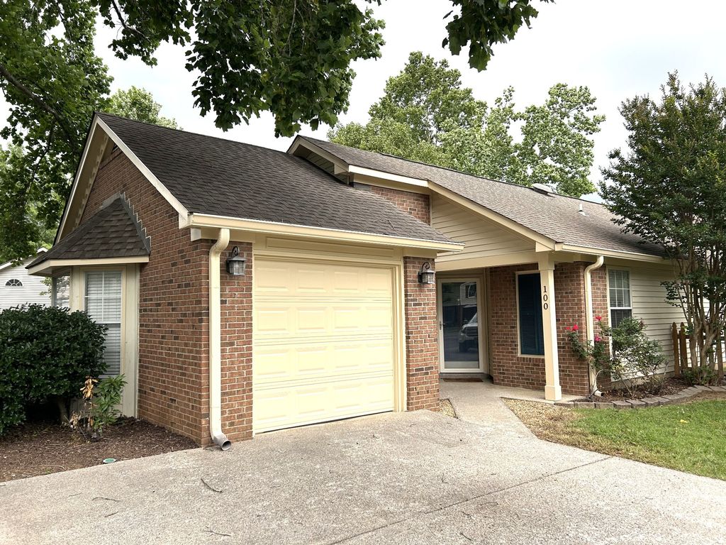 100 Meridian Ct, Franklin, TN 37069