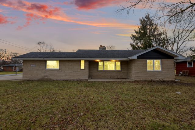 12535 W 85th Avenue, St. John, IN 46373