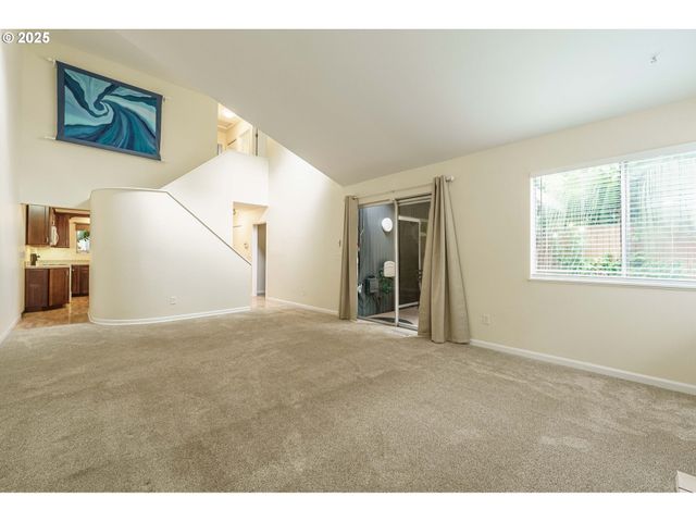 17760 Nw ROLLING HILL Ln, Beaverton, OR 97006