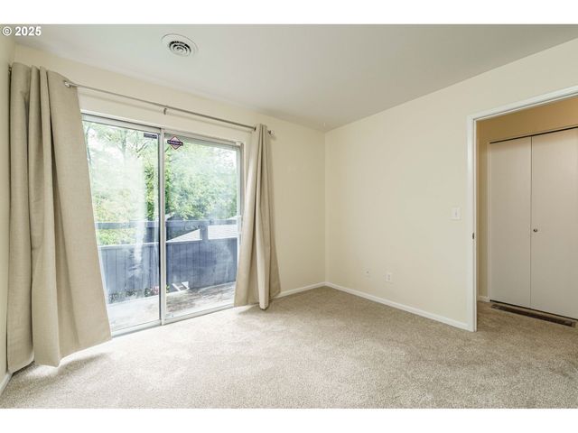 17760 Nw ROLLING HILL Ln, Beaverton, OR 97006