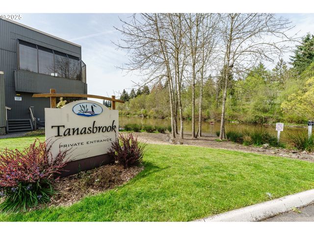 17760 Nw ROLLING HILL Ln, Beaverton, OR 97006