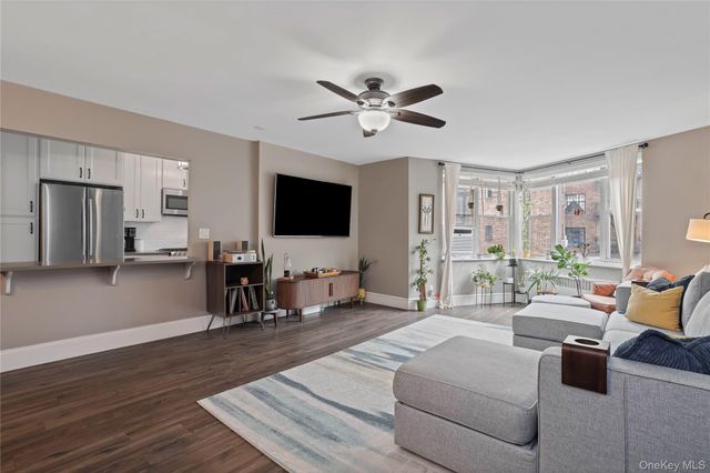 12 Westchester Avenue 5A, White Plains, NY 10601