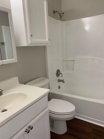 304 Parkside Ct, Old Hickory, TN 37138