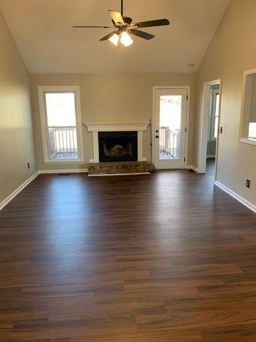 304 Parkside Ct, Old Hickory, TN 37138