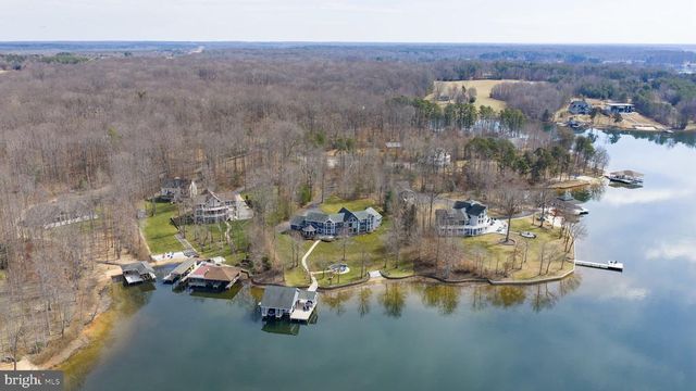 3804 OUTER BANKS LN, Bumpass, VA 23024