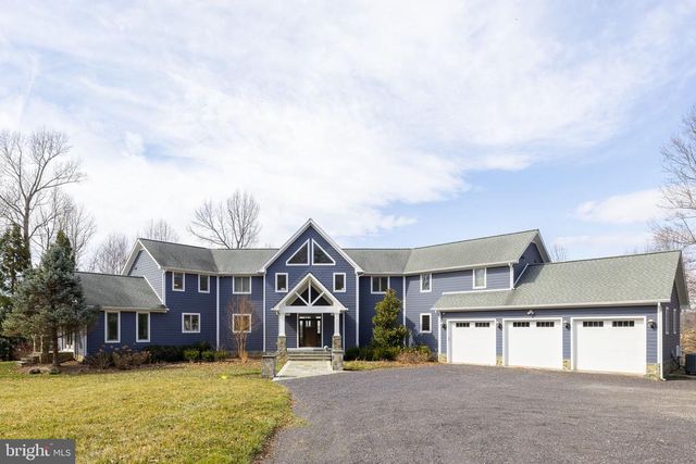 3804 OUTER BANKS LN, Bumpass, VA 23024