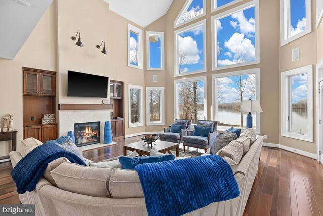 3804 OUTER BANKS LN, Bumpass, VA 23024