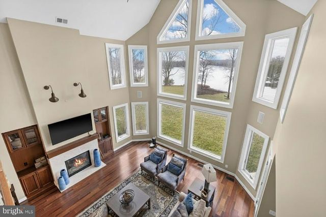 3804 OUTER BANKS LN, Bumpass, VA 23024