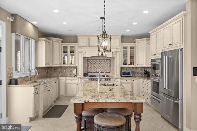 3804 OUTER BANKS LN, Bumpass, VA 23024