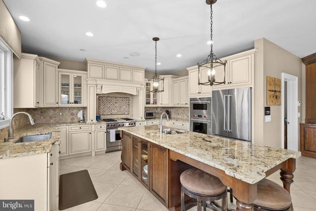 3804 OUTER BANKS LN, Bumpass, VA 23024