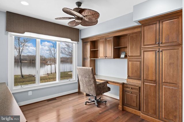 3804 OUTER BANKS LN, Bumpass, VA 23024