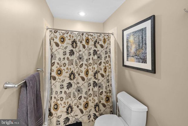 3804 OUTER BANKS LN, Bumpass, VA 23024