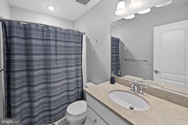 3804 OUTER BANKS LN, Bumpass, VA 23024