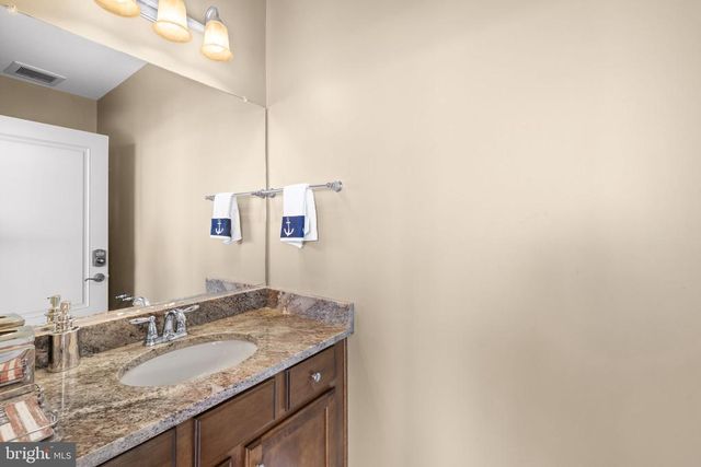 3804 OUTER BANKS LN, Bumpass, VA 23024