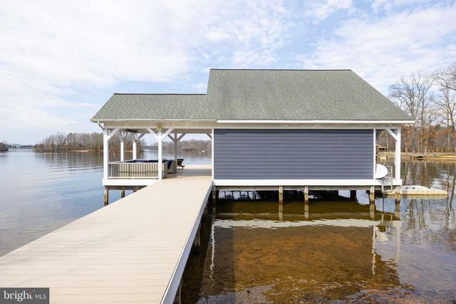 3804 OUTER BANKS LN, Bumpass, VA 23024