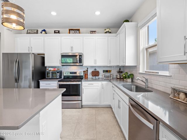 2209 Canopy Terrace Boulevard, Deland, FL 32724