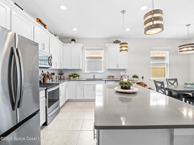 2209 Canopy Terrace Boulevard, Deland, FL 32724