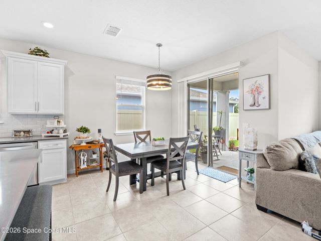 2209 Canopy Terrace Boulevard, Deland, FL 32724