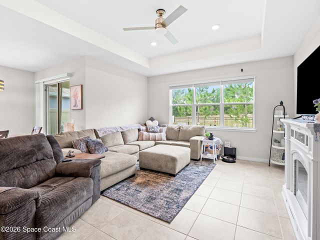 2209 Canopy Terrace Boulevard, Deland, FL 32724