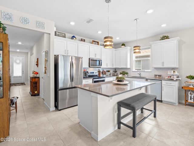 2209 Canopy Terrace Boulevard, Deland, FL 32724