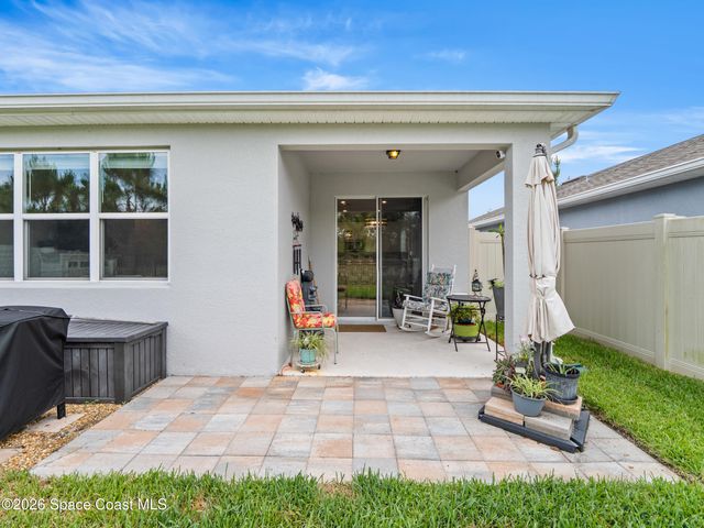 2209 Canopy Terrace Boulevard, Deland, FL 32724