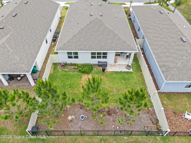 2209 Canopy Terrace Boulevard, Deland, FL 32724
