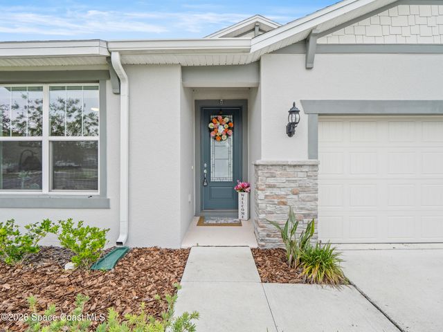 2209 Canopy Terrace Boulevard, Deland, FL 32724
