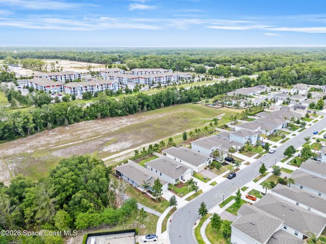 2209 Canopy Terrace Boulevard, Deland, FL 32724