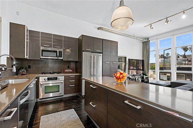 13320 Beach 203, Los Angeles, CA 90292