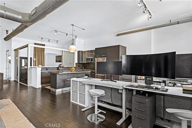 13320 Beach 203, Los Angeles, CA 90292
